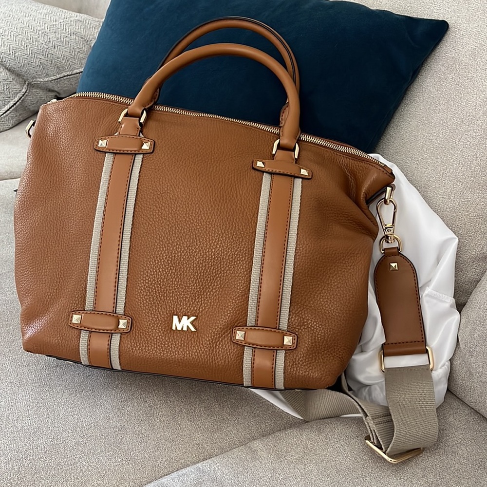 NWOT Michael kors brown bag with straps